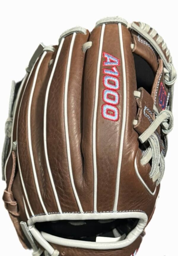 a1000 Wilson baseball gloves